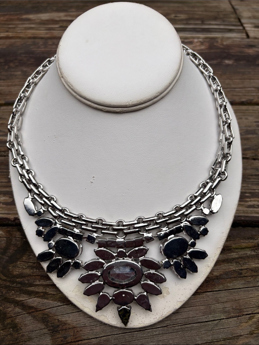 Source Unknown Silver-Tone Crystal Statement Necklace - Picture 4 of 9